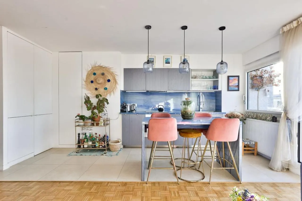 Bright Apartment For 2 People - Paris 18